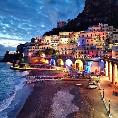 Lo Scorcio Del Borgo Apartman Atrani Kültér fotó